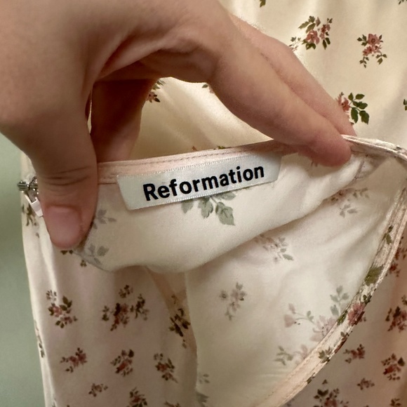 Reformation Pratt Skirt in Audrey Floral - Picture 4 of 6